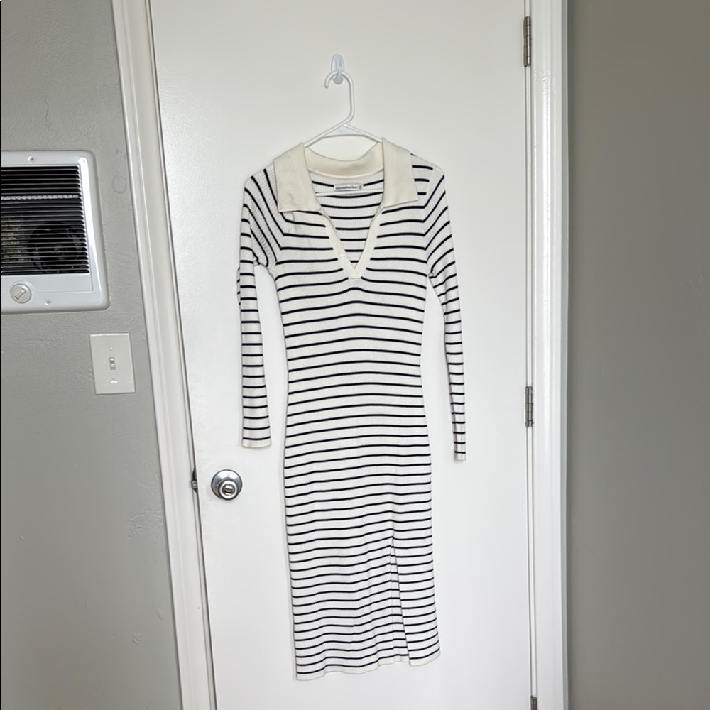 Abercrombie & Fitch Striped Long Sleeve Dress